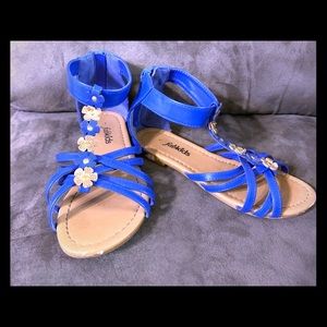 Kids sandals